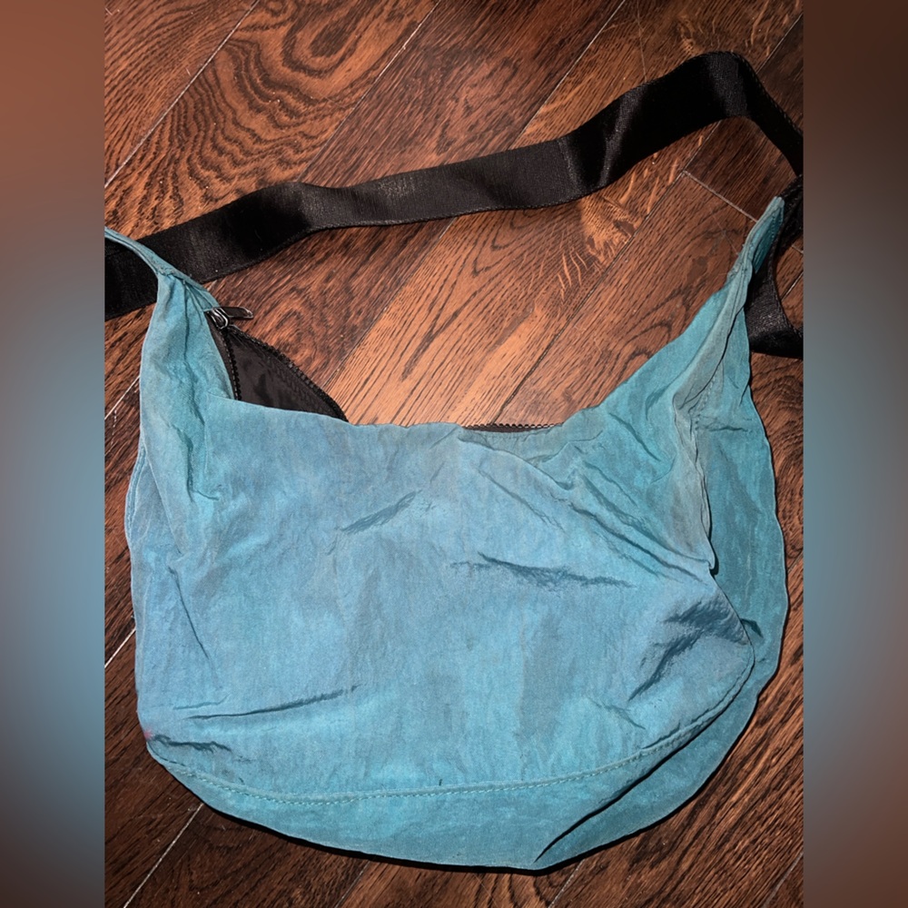 Baggu malachite medium crescent bag
